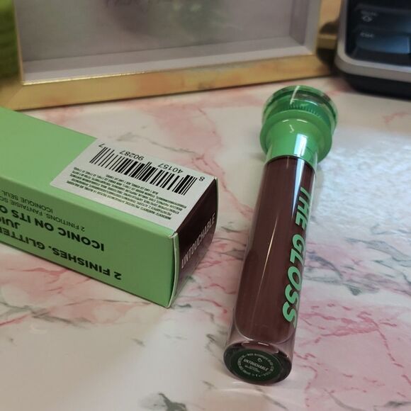 THE GLOSS UNTOUCHABLE JS Cosmetics NIP - Picture 3 of 4